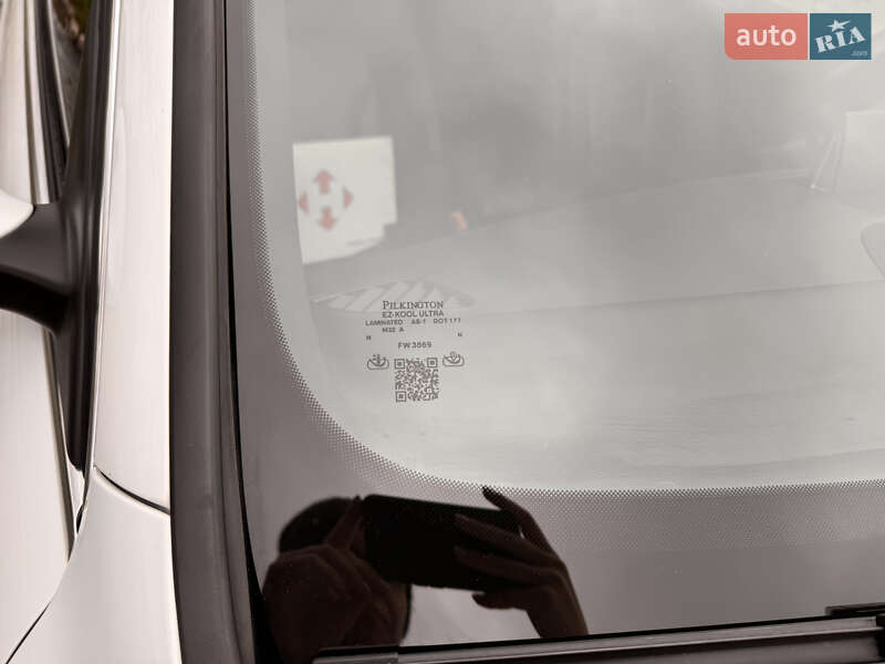 Внедорожник / Кроссовер Audi Q3 2015 в Виннице
