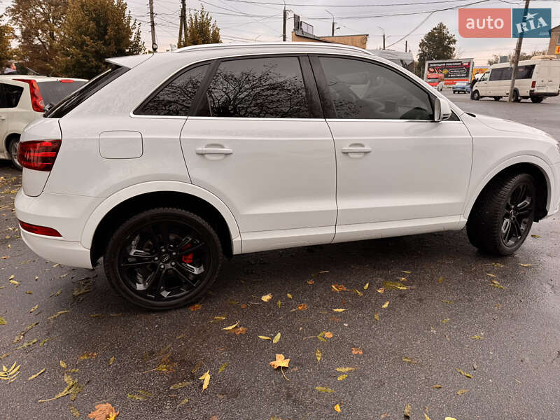 Внедорожник / Кроссовер Audi Q3 2015 в Виннице
