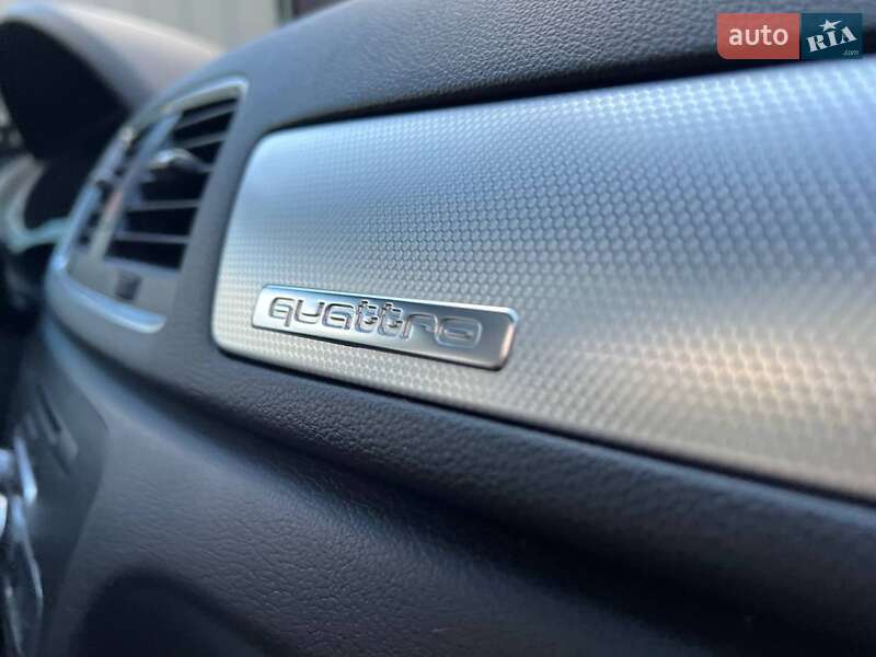 Внедорожник / Кроссовер Audi Q3 2014 в Львове