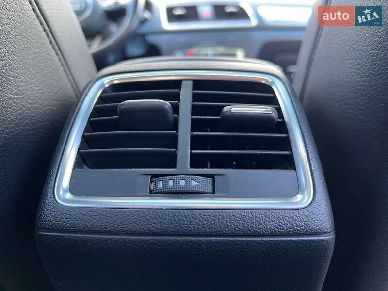 Внедорожник / Кроссовер Audi Q3 2014 в Львове