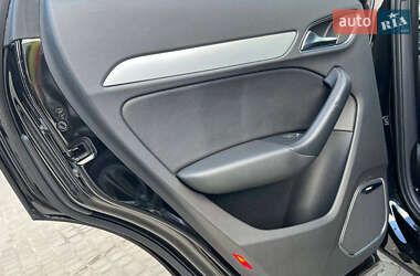 Внедорожник / Кроссовер Audi Q3 2014 в 