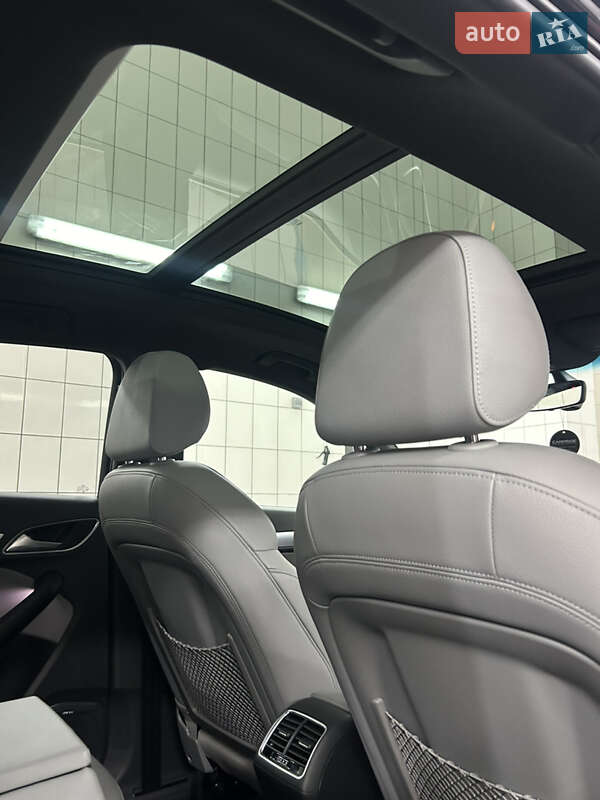 Позашляховик / Кросовер Audi Q3 2016 в Києві