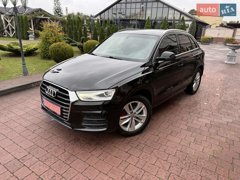 Позашляховик / Кросовер Audi Q3 2016 в 