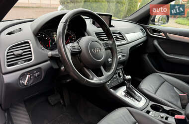 Внедорожник / Кроссовер Audi Q3 2016 в 