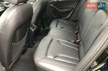 Внедорожник / Кроссовер Audi Q3 2016 в 