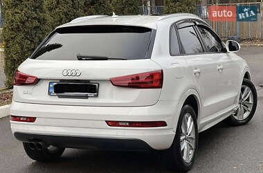 Позашляховик / Кросовер Audi Q3 2018 в 