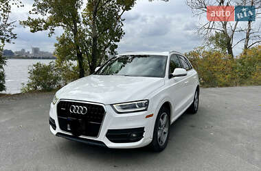 Внедорожник / Кроссовер Audi Q3 2015 в Днепре