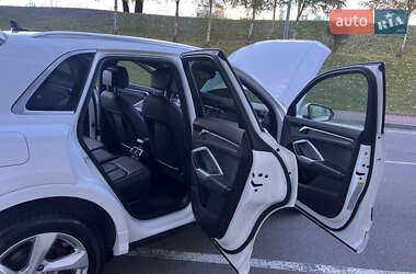 Внедорожник / Кроссовер Audi Q3 2021 в 