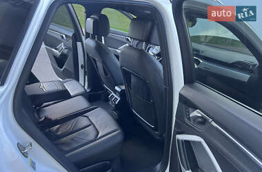 Внедорожник / Кроссовер Audi Q3 2021 в 