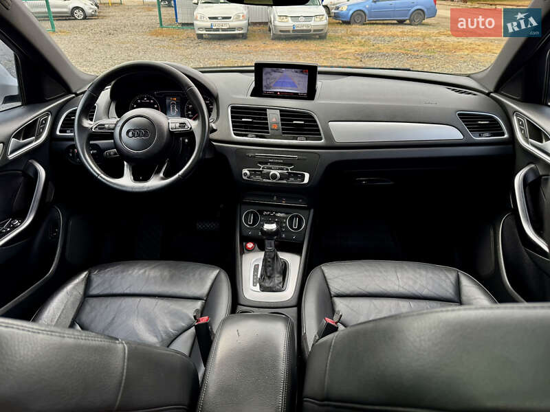 Внедорожник / Кроссовер Audi Q3 2017 в Полтаве