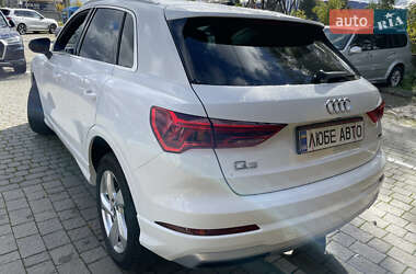 Позашляховик / Кросовер Audi Q3 2020 в  фото 4 Позашляховик / Кросовер Audi Q3 2020 в