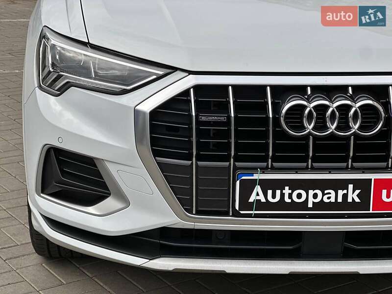 Позашляховик / Кросовер Audi Q3 2021 в Одесі