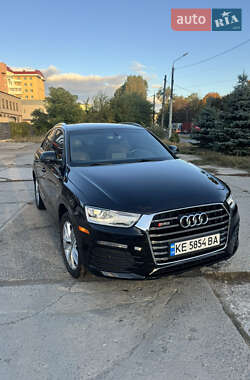 Позашляховик / Кросовер Audi Q3 2017 в Дніпрі