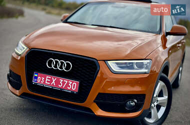 Внедорожник / Кроссовер Audi Q3 2012 в 