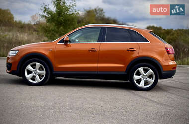 Внедорожник / Кроссовер Audi Q3 2012 в 