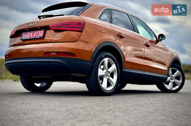Внедорожник / Кроссовер Audi Q3 2012 в 