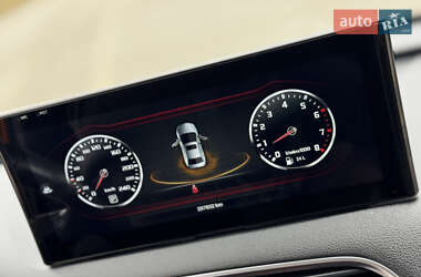 Внедорожник / Кроссовер Audi Q3 2012 в 