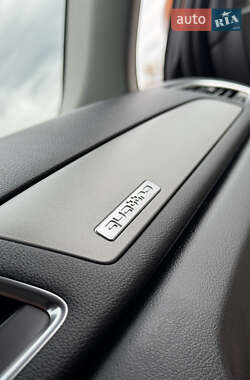 Внедорожник / Кроссовер Audi Q3 2012 в 