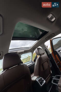 Внедорожник / Кроссовер Audi Q3 2012 в 