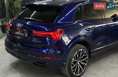 Внедорожник / Кроссовер Audi Q3 2020 в 