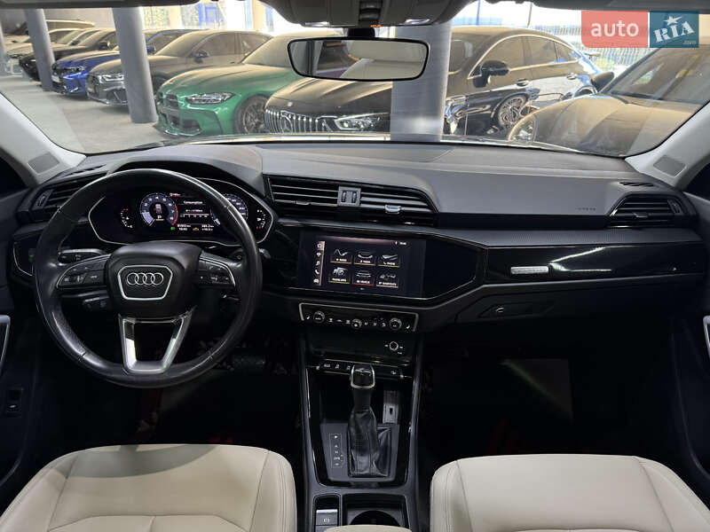 Позашляховик / Кросовер Audi Q3 2020 в Одесі фото 25 Позашляховик / Кросовер Audi Q3 2020 в Одесі