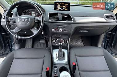 Внедорожник / Кроссовер Audi Q3 2016 в 