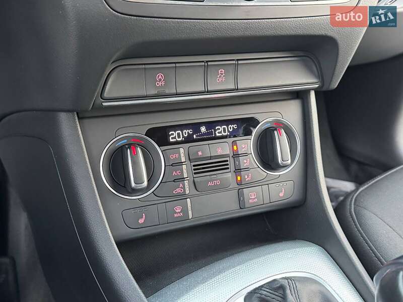 Позашляховик / Кросовер Audi Q3 2016 в Києві