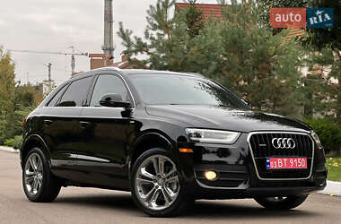 Внедорожник / Кроссовер Audi Q3 2016 в Ровно