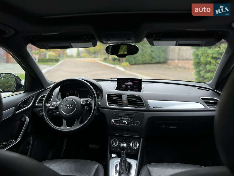 Внедорожник / Кроссовер Audi Q3 2016 в Ровно