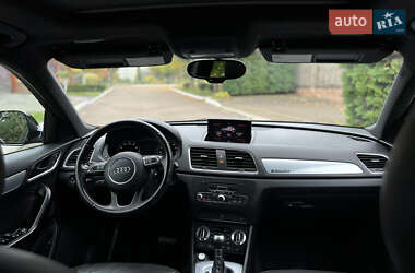 Внедорожник / Кроссовер Audi Q3 2016 в 