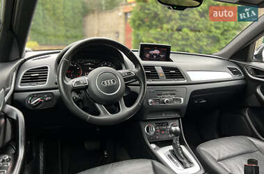 Внедорожник / Кроссовер Audi Q3 2016 в 