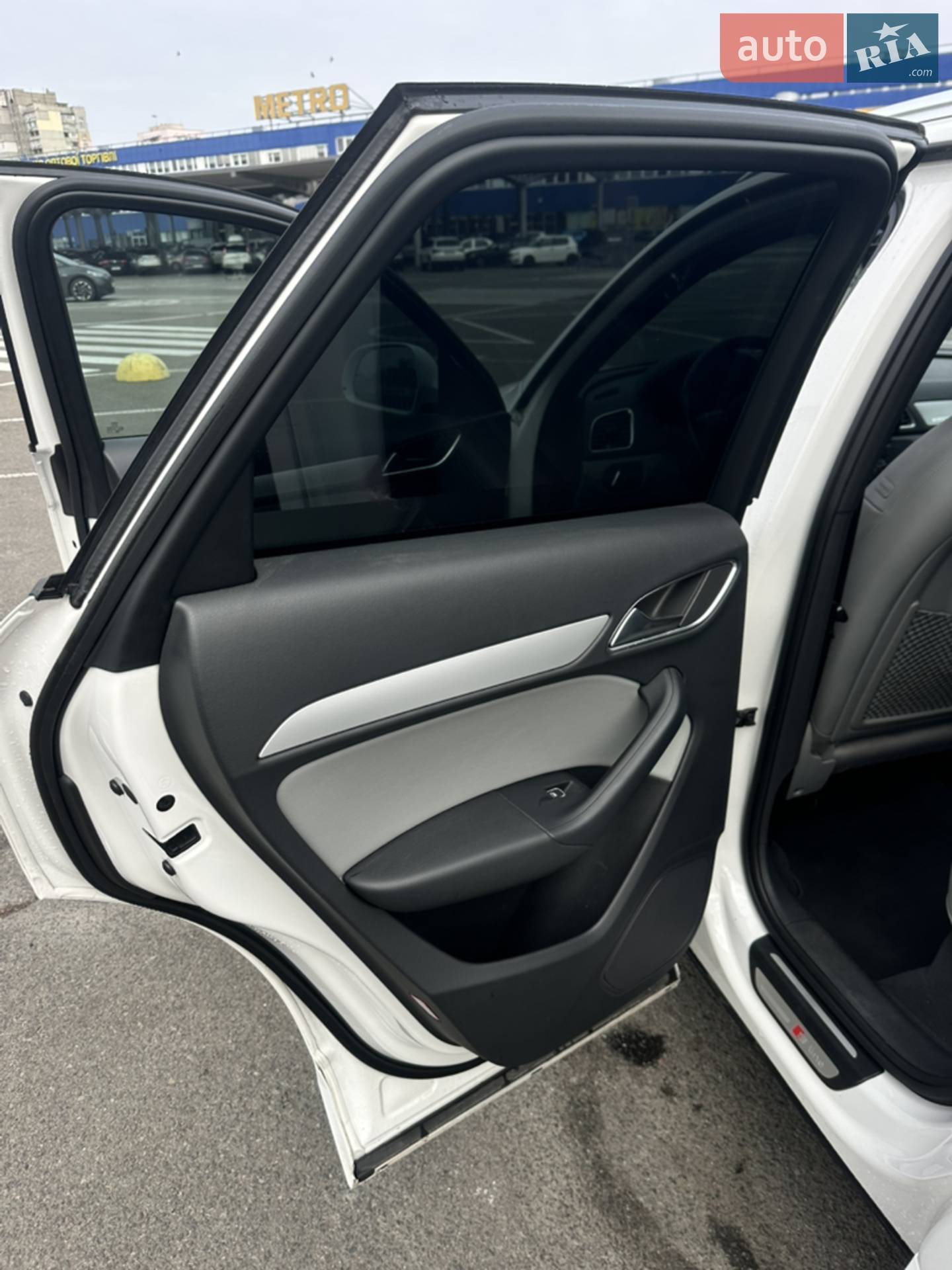 2017 Audi Q3 - мініатюра 16