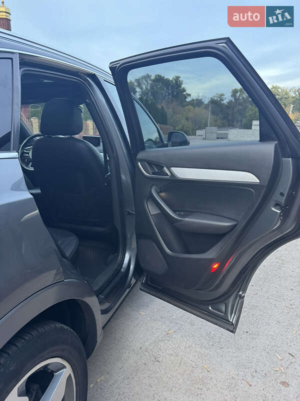 Внедорожник / Кроссовер Audi Q3 2015 в Днепре фото 6 Внедорожник / Кроссовер Audi Q3 2015 в Днепре