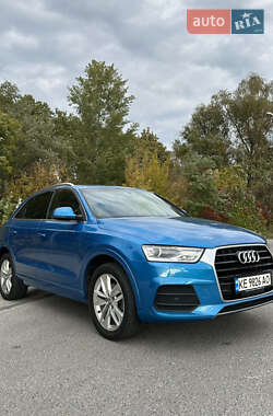 Позашляховик / Кросовер Audi Q3 2016 в Дніпрі