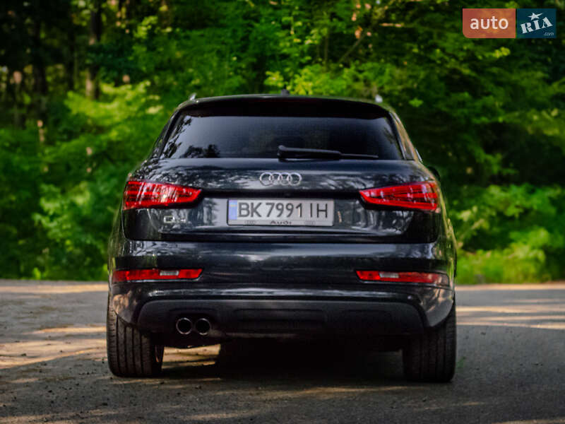Позашляховик / Кросовер Audi Q3 2015 в Києві