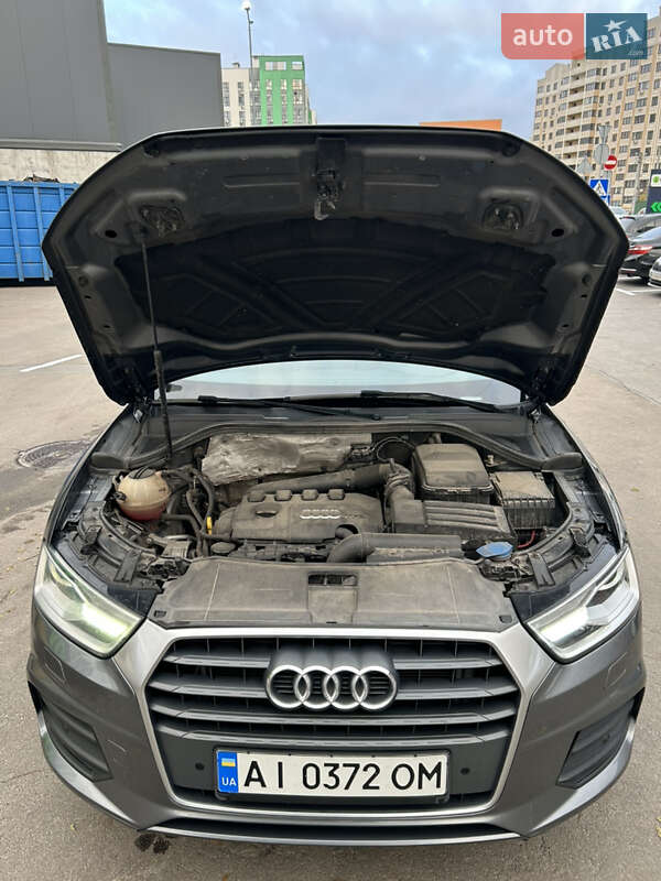Позашляховик / Кросовер Audi Q3 2016 в Києві