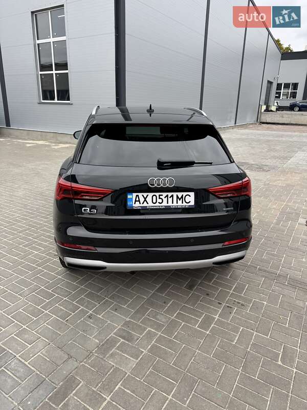 Позашляховик / Кросовер Audi Q3 2019 в Києві фото 4 Позашляховик / Кросовер Audi Q3 2019 в Києві