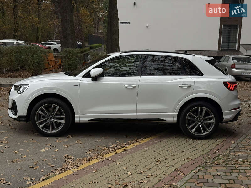 Позашляховик / Кросовер Audi Q3 2021 в Києві фото 3 Позашляховик / Кросовер Audi Q3 2021 в Києві