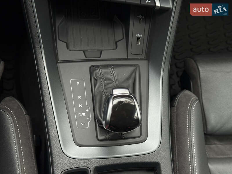 Позашляховик / Кросовер Audi Q3 2021 в Києві фото 41 Позашляховик / Кросовер Audi Q3 2021 в Києві