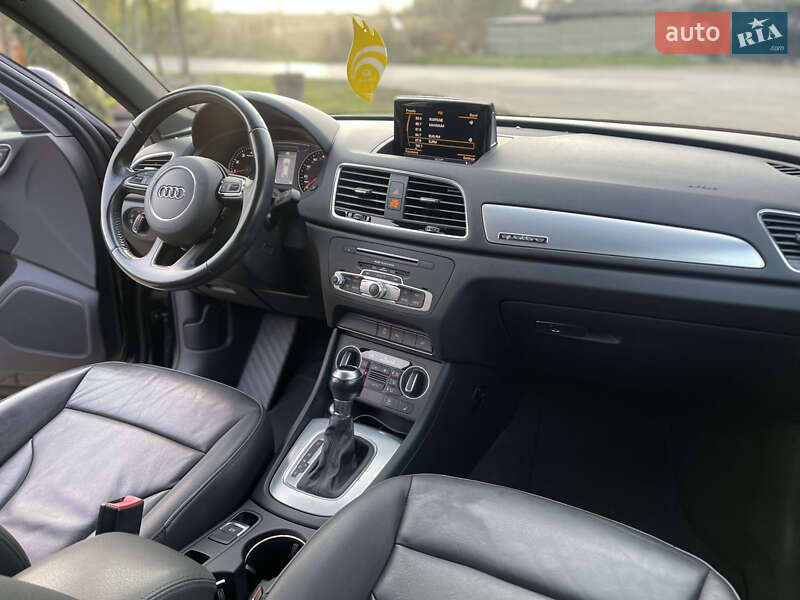 Позашляховик / Кросовер Audi Q3 2016 в Луцьку