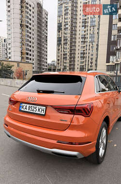 Позашляховик / Кросовер Audi Q3 2019 в  фото 6 Позашляховик / Кросовер Audi Q3 2019 в