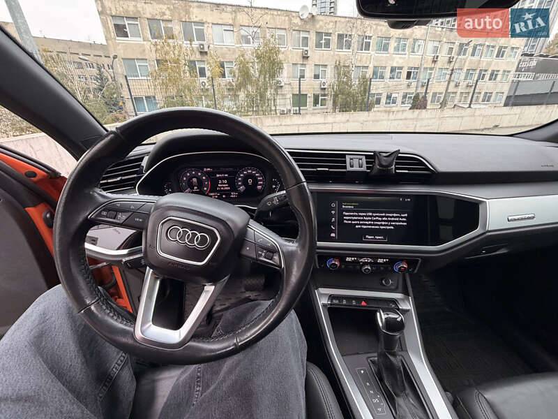 Позашляховик / Кросовер Audi Q3 2019 в Києві фото 12 Позашляховик / Кросовер Audi Q3 2019 в Києві