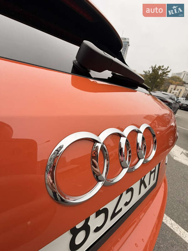 Позашляховик / Кросовер Audi Q3 2019 в Києві фото 20 Позашляховик / Кросовер Audi Q3 2019 в Києві