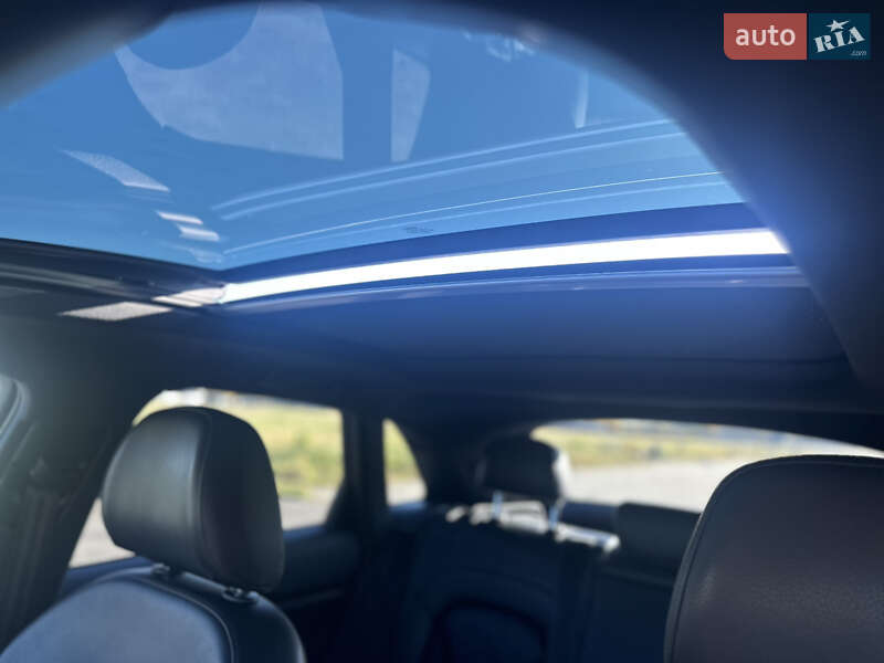 Внедорожник / Кроссовер Audi Q3 2015 в Львове