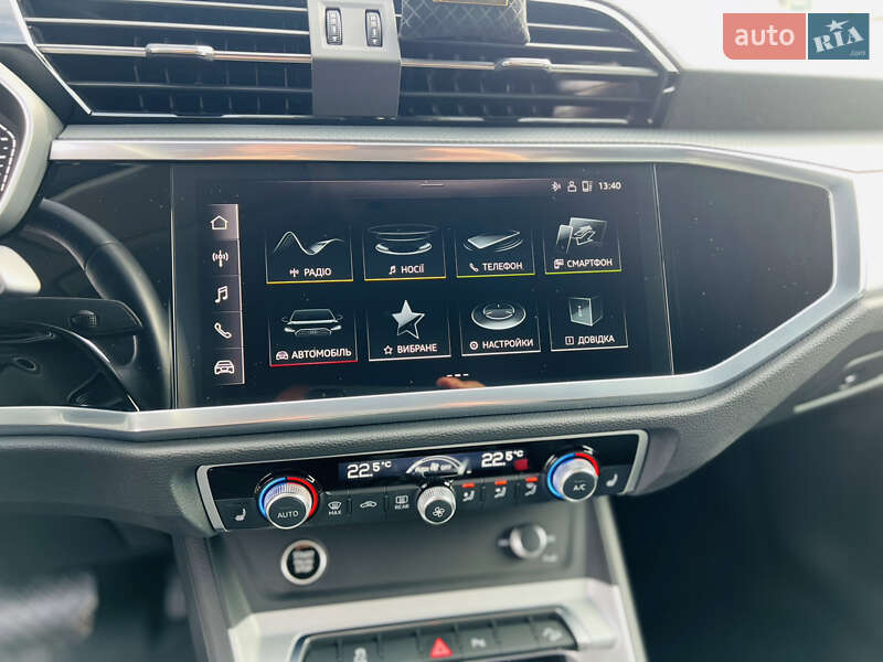 Позашляховик / Кросовер Audi Q3 2022 в Мукачевому