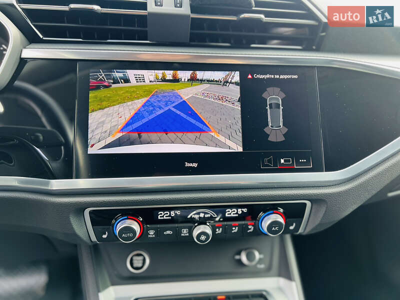 Позашляховик / Кросовер Audi Q3 2022 в Мукачевому