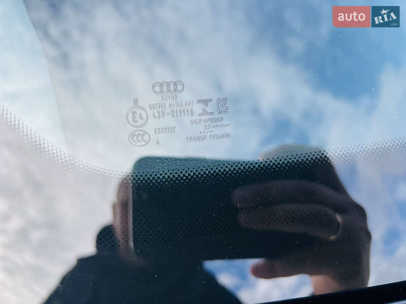 Позашляховик / Кросовер Audi Q3 2022 в Мукачевому