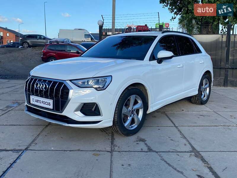 Позашляховик / Кросовер Audi Q3 2022 в Києві фото 3 Позашляховик / Кросовер Audi Q3 2022 в Києві