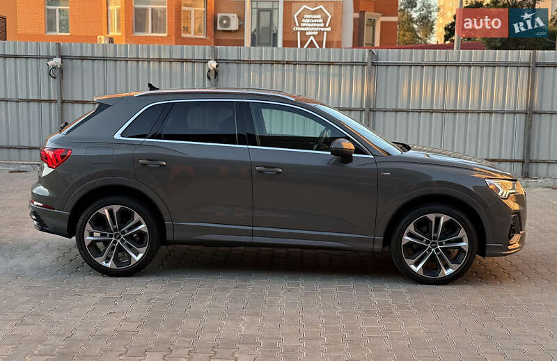 Позашляховик / Кросовер Audi Q3 2020 в Одесі фото 5 Позашляховик / Кросовер Audi Q3 2020 в Одесі