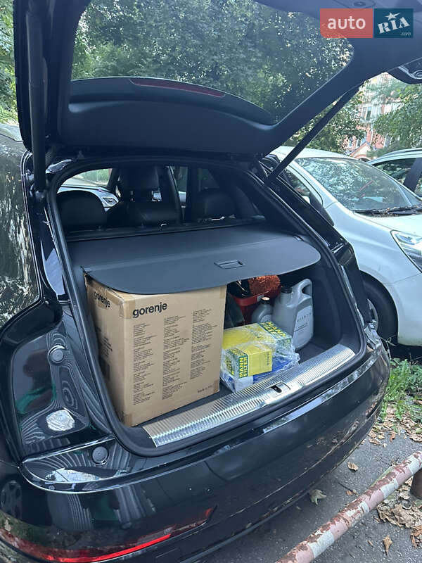 Позашляховик / Кросовер Audi Q3 2018 в Дніпрі фото 7 Позашляховик / Кросовер Audi Q3 2018 в Дніпрі